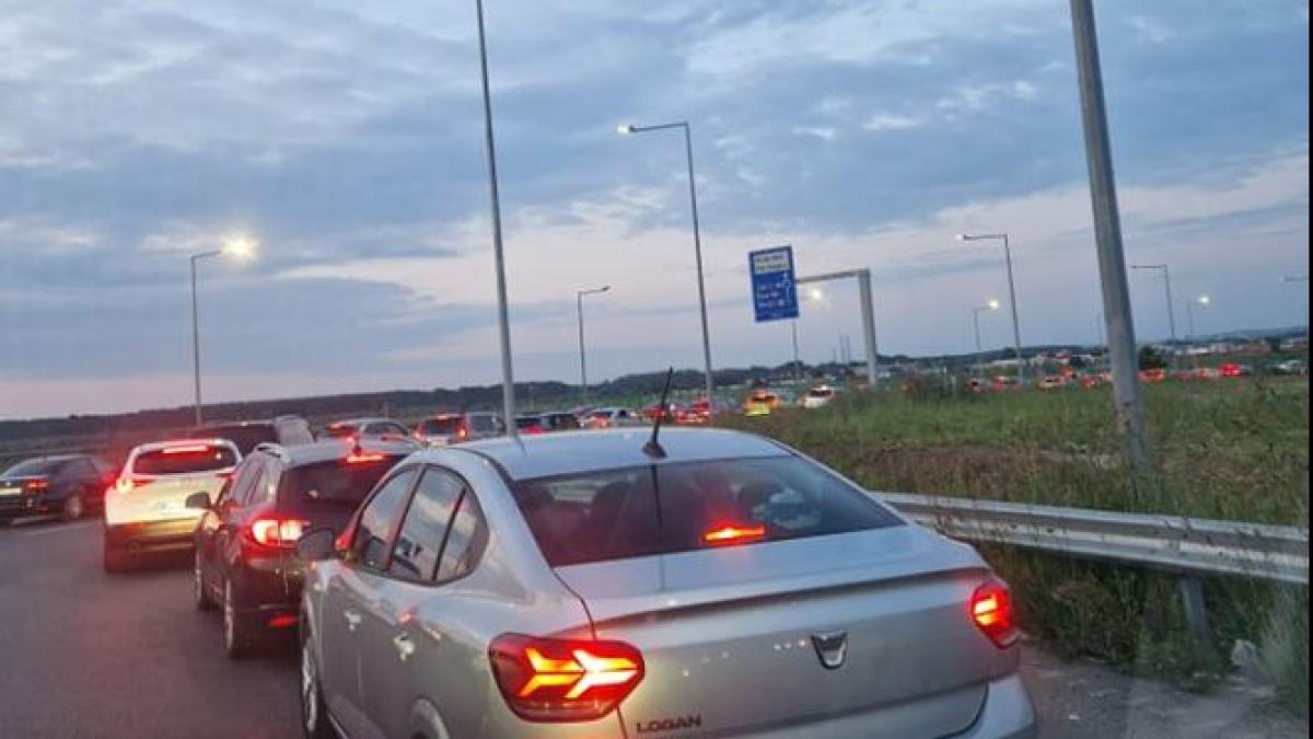 reprezentantii-anat--despre-aglomeratia-de-la-frontiera---ne-plangem-ca-stam-2-ore-in-vama-greaca--dar-asteptam-4-ore-sa-iesim-din-romania