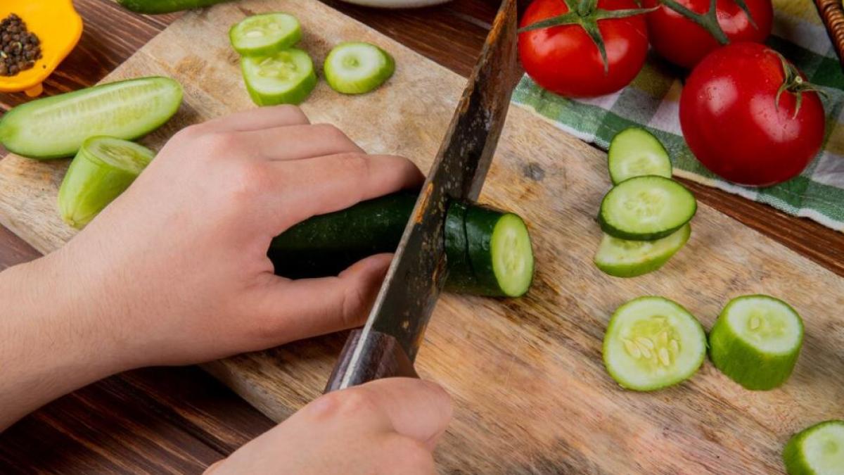 vrei-sa-slabesti-cateva-kilograme-fara-efort--mizeaza-pe-castraveti