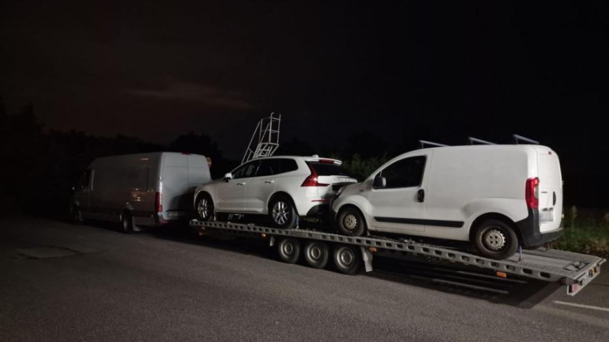 ce-a-patit-un-roman-care-a-vrut-sa-intre-in-ungaria--politistii-maghiari--socati-cand-au-vazut-ce-transporta