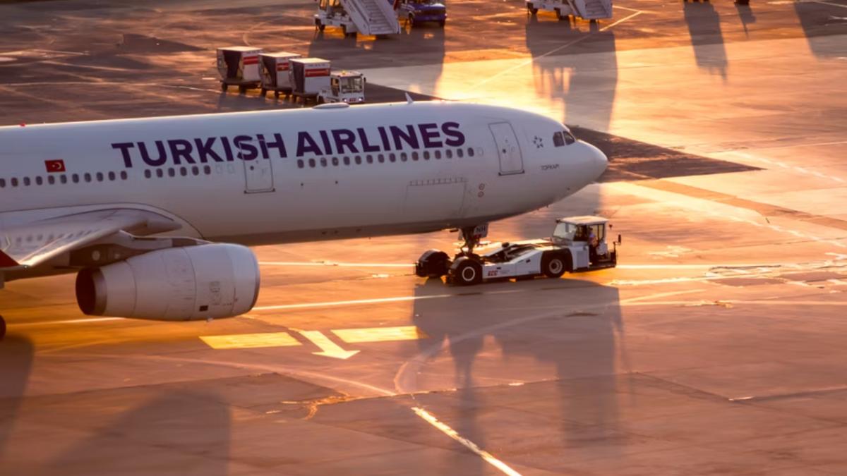 turkish-airlines--zbor--avion