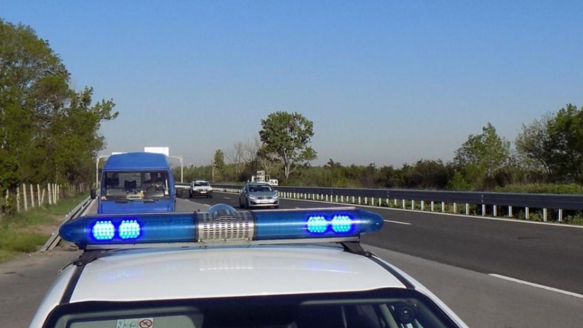 bulgaria--un-sofer-roman--retinut-de-politisti--imediat-ce-a-oprit-microbuzul