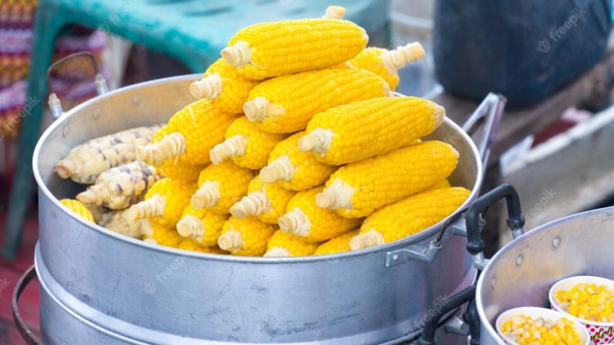 nu-mai-arunca-apa-in-ai-fiert-porumbul--iata-ce-poti-face-cu-ea