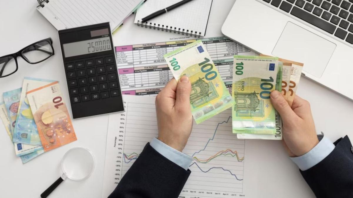 numarul-spaniolilor-bogati-a-crescut-cu-10prc--in-2021--la-polul-opus--contribuabili-care-au-castigat-mai-putin-de-21-000