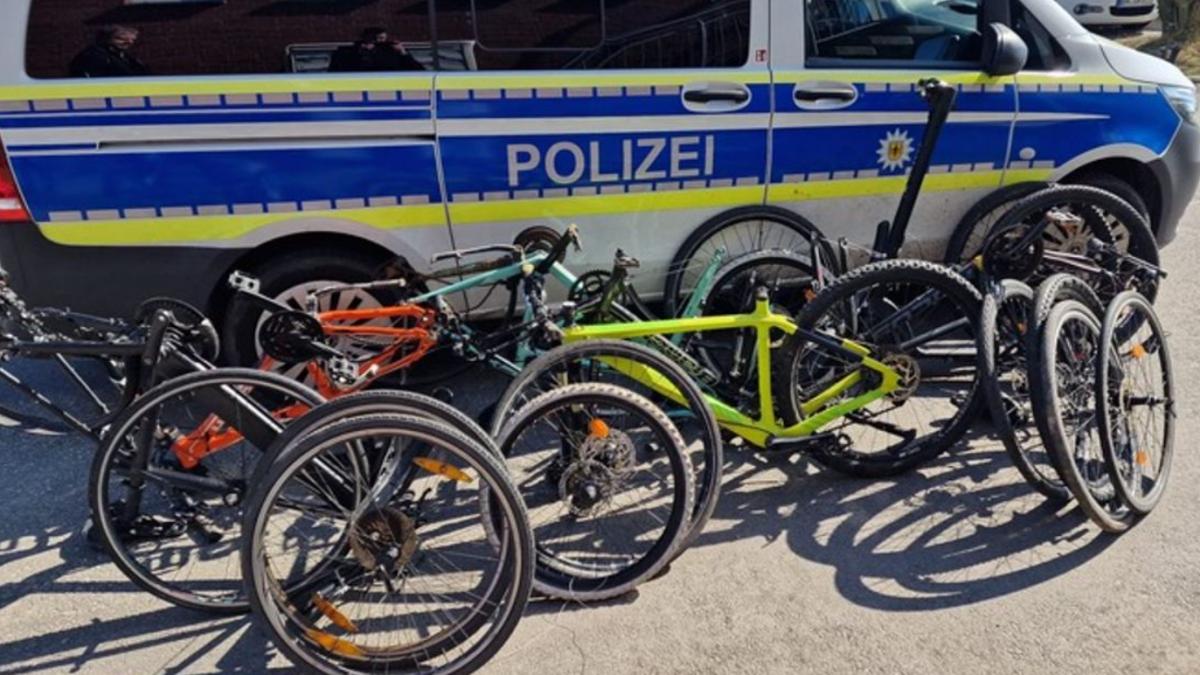 roman-hot-de-biciclete-germania