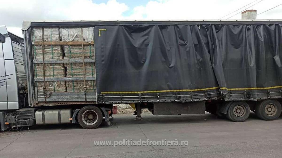 deseuri-din-germania--slovenia-si-spania--trimise-in-romania--trei-camioane--oprite-la-intrarea-in-tara