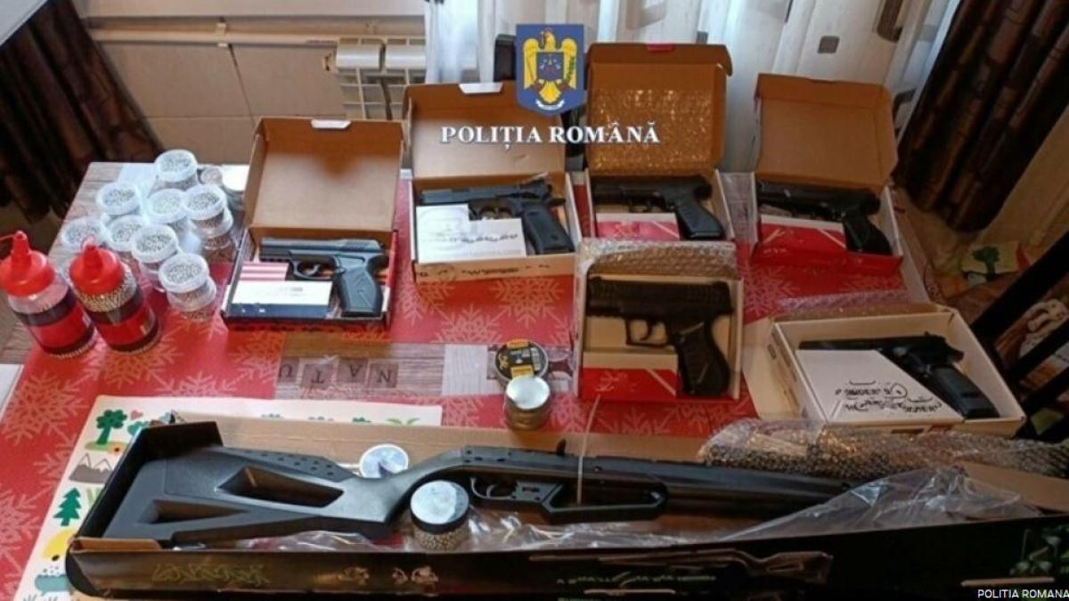 o-avocata-romanca-a-cumparat-arme-cu-gloante-pentru-copiii-ei-minori