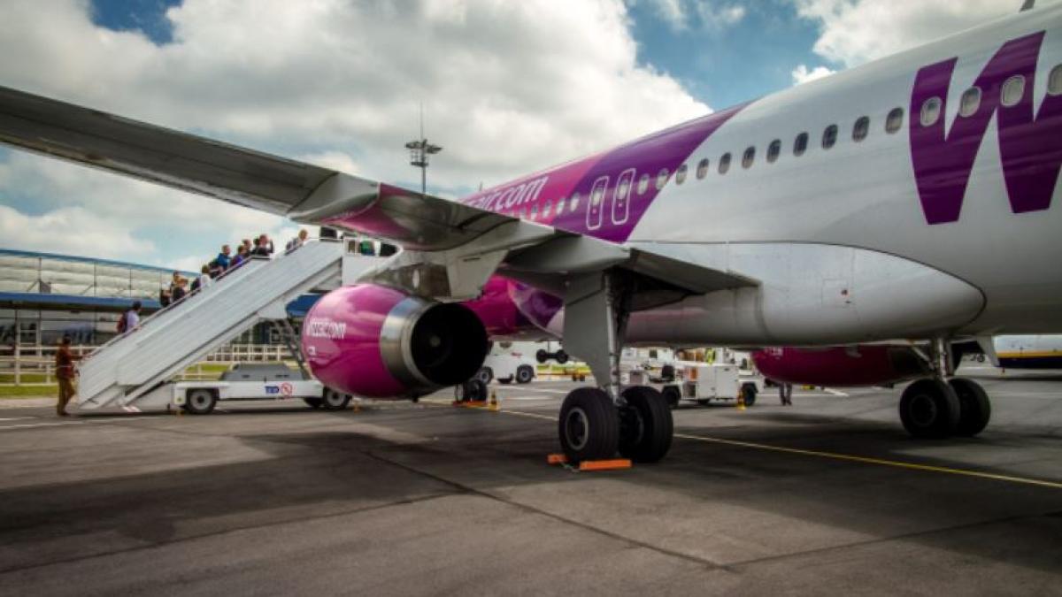 zeci-de-zboruri--anulate-de-wizz-air--sute-de-romani--afectati