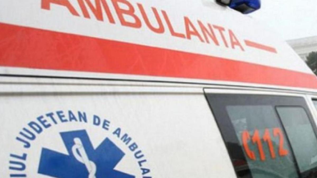 de-la-pomana-la-spital--sapte-romani--intre-care-si-doi-copii--au-facut-toxiinfectie-alimentara