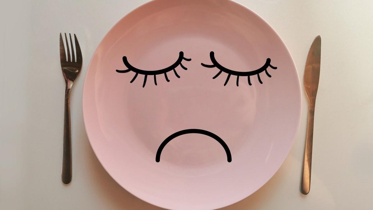 plate-g2a6318e18_1280