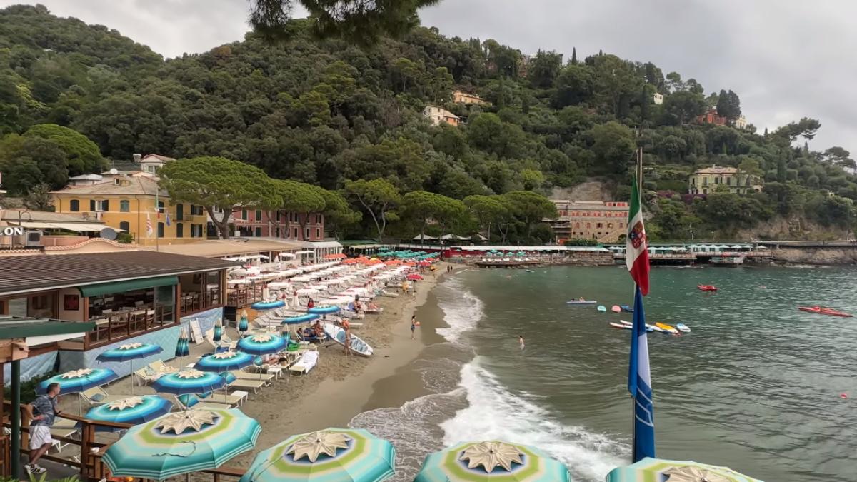 plaja-portofino-75-de-euro-sezlongul-dan-cadar