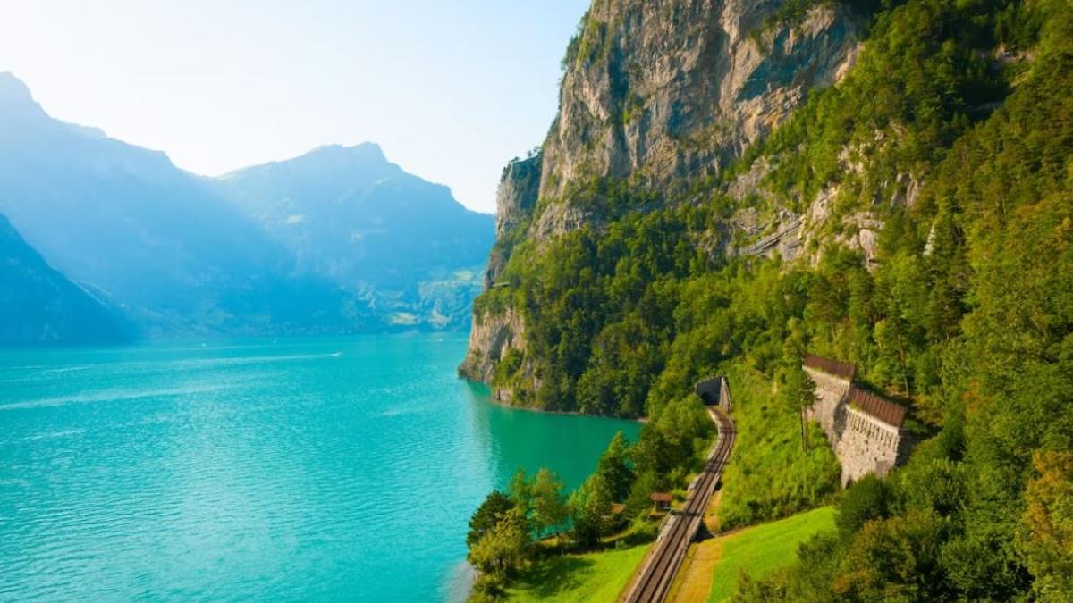 esti-in-cautarea-unul-loc-de-munca--firmele-din-verona-cauta-11-000-de-muncitori-in-domeniul-turismului