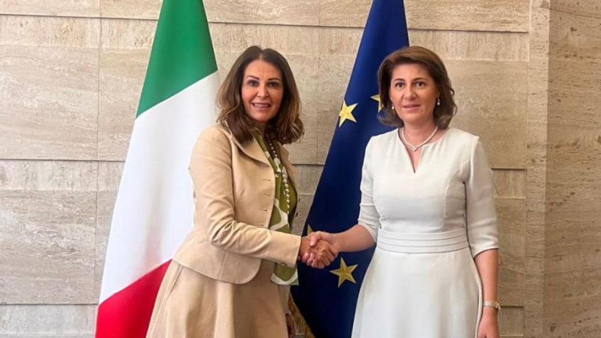 romanii-din-italia--laudati-de-ministrul-turismului-daniela-santanche