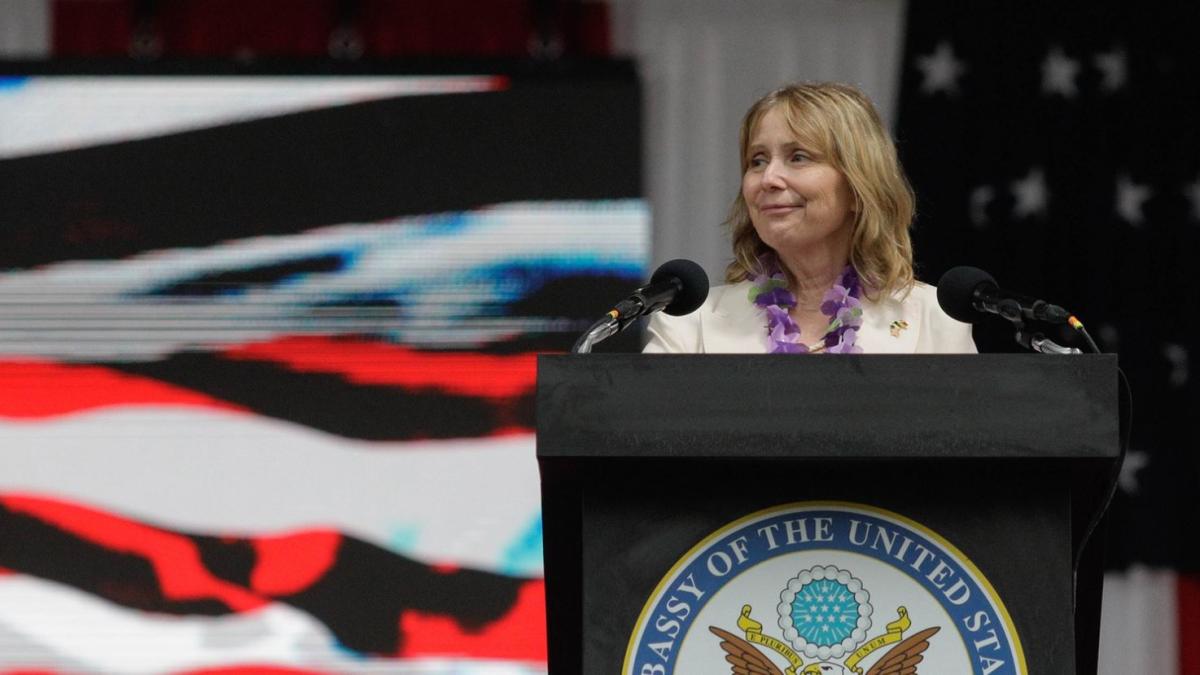 ambasadoarea-sua--la-brasov---ramanem-angajati-impreuna-cu-romania-in-sprijinirea-refugiatilor-ucraineni