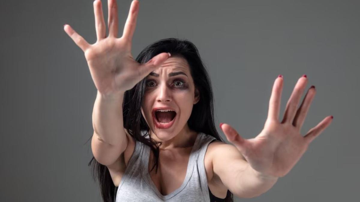 italia--o-romanca-a-reusit-sa-i-trimita-o-poza-unui-prieten--in-timp-ce-era-batuta--politistii-au-salvat-o-din-mainile-iubitului-agresiv