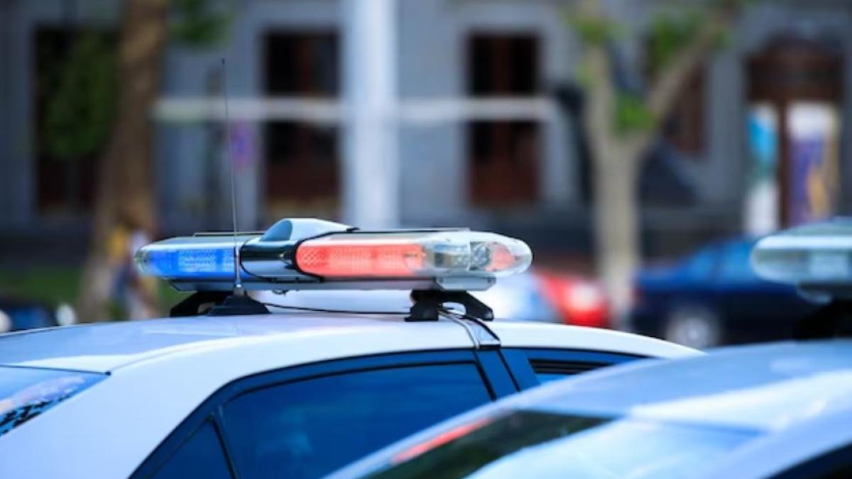 italia--roman--gasit-mort-in-pat--vecinii-au-dat-alarma--deranjati-de-mirosul-care-iesea-din-casa