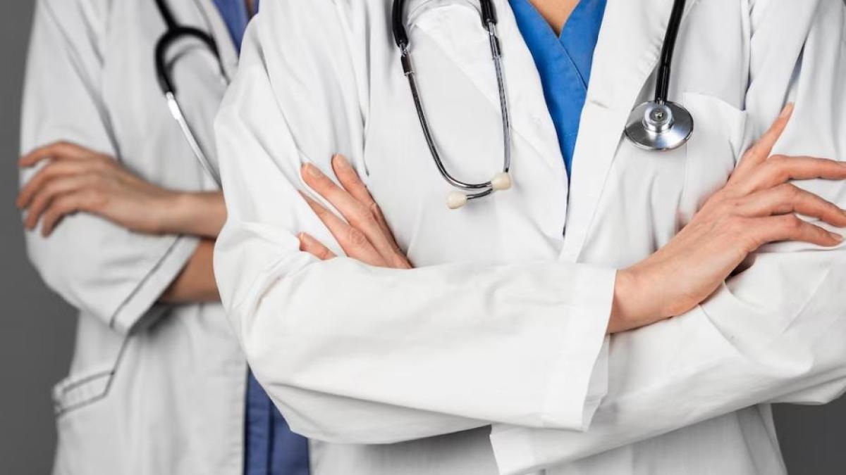 o-companie-din-spania-cauta-medici--salariile-oferite-ajung-la-78-288-de-euro