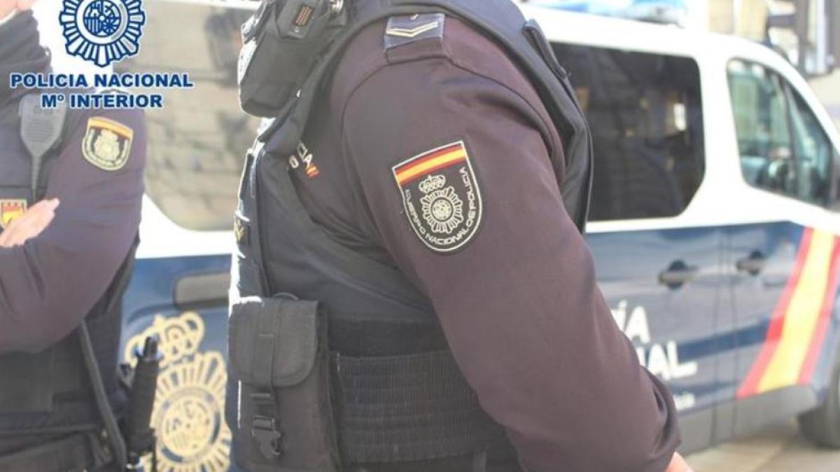 spania--un-roman-si-partenera-sa-au-fortat-sase-tinere-sa-se-prostitueze--cei-doi-au-ajuns-dupa-gratii