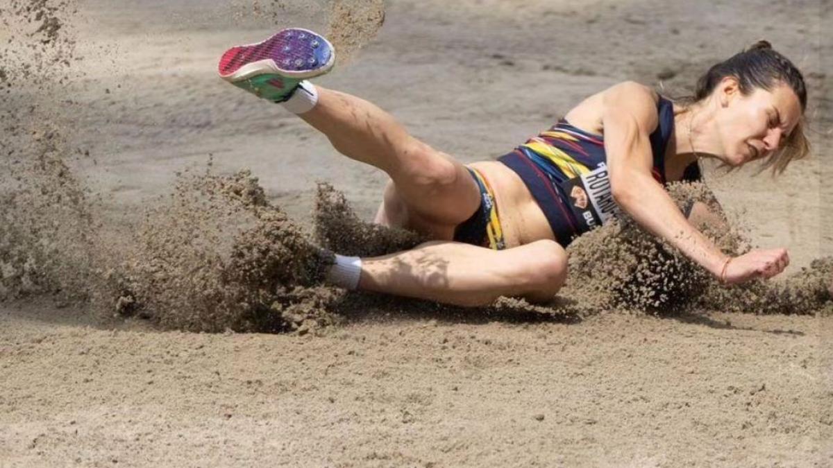 romanca-alina-rotaru-kottmann--medalie-de-bronzprc-c2prc-a0la-campionatele-mondiale-de-atletism