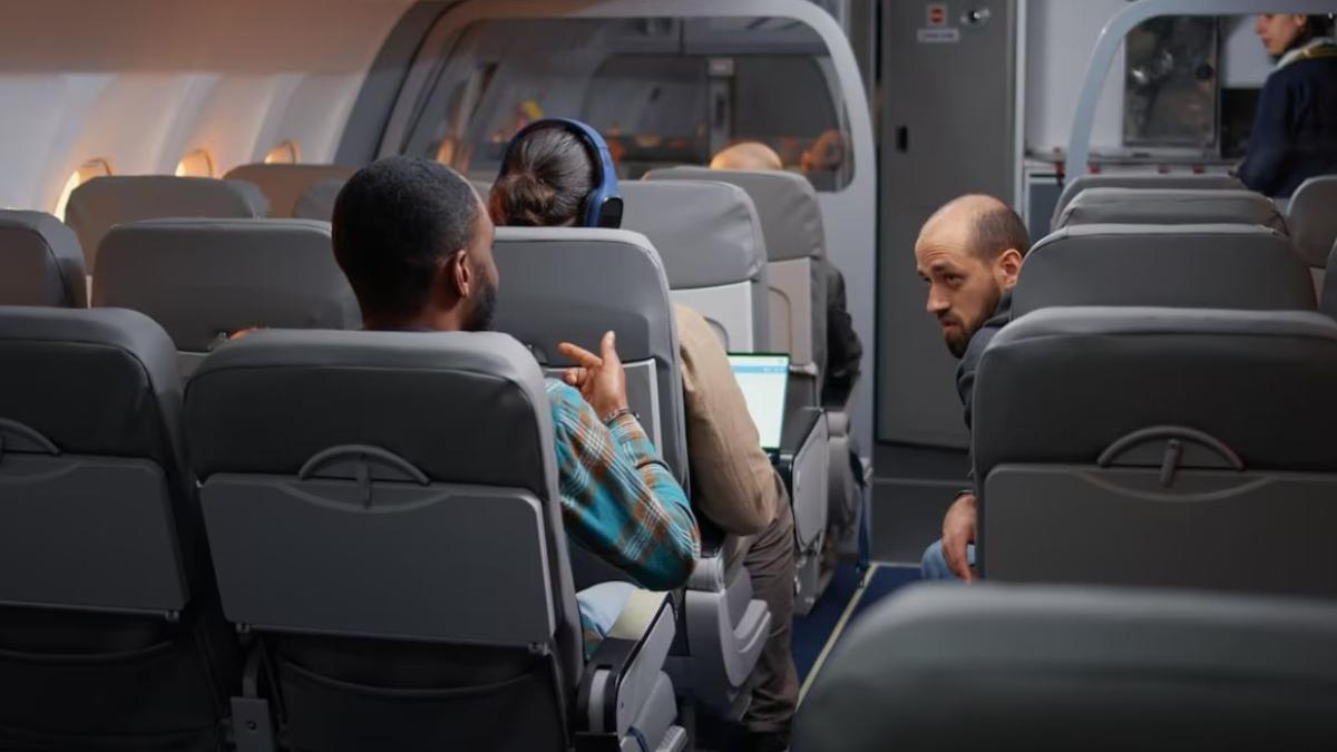 companiile-aeriene-avertizeaza---nu-schimbati-niciodata-locurile-spontan-in-avion