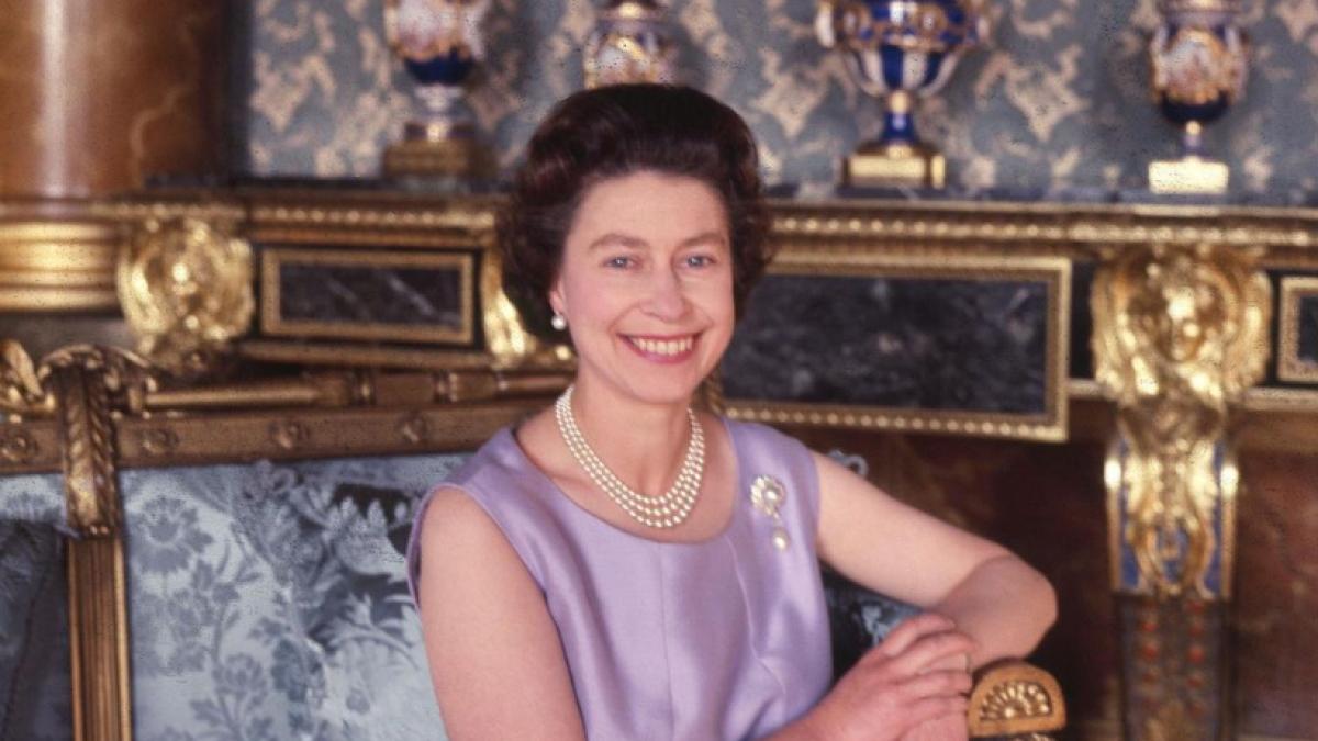 regina-elisabeta-a-2-a