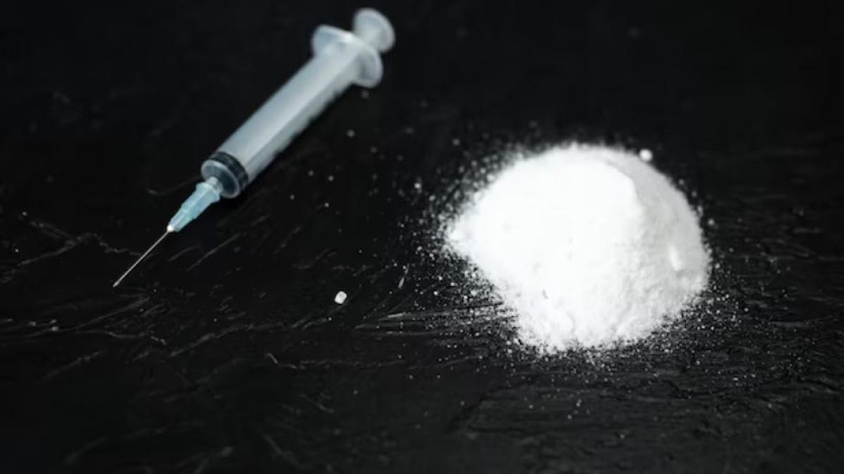 un-roman--prins-de-politistii-de-la-antidrog-cu-aproape-1-kg-de-cocaina