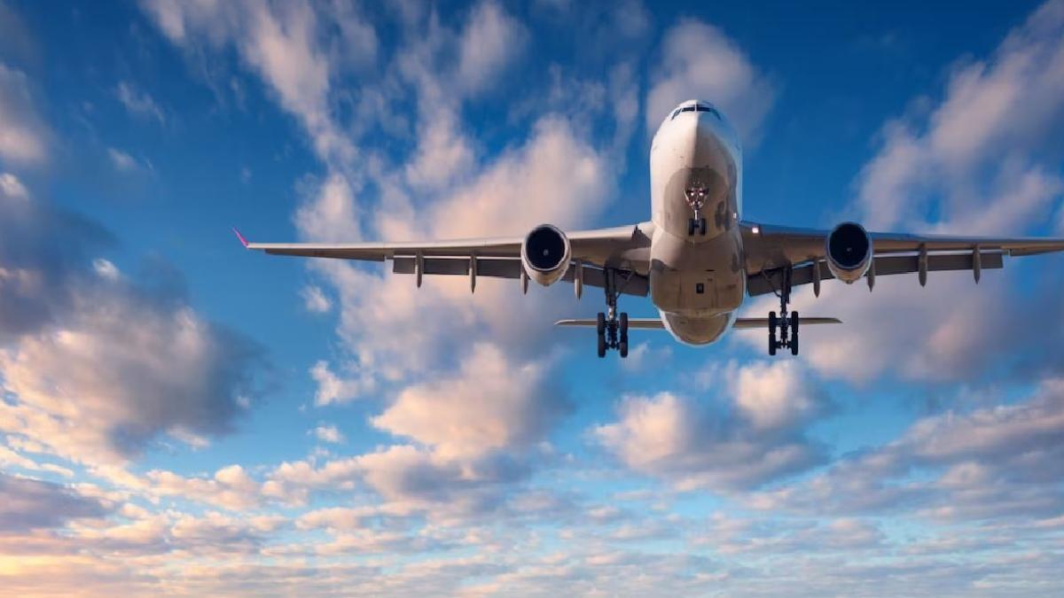 un-roman-si-a-ratat-vacanta-din-cauza-unui-sms--wizz-air-a-anuntat-un-zbor-intarziat--dar-a-plecat-la-timp