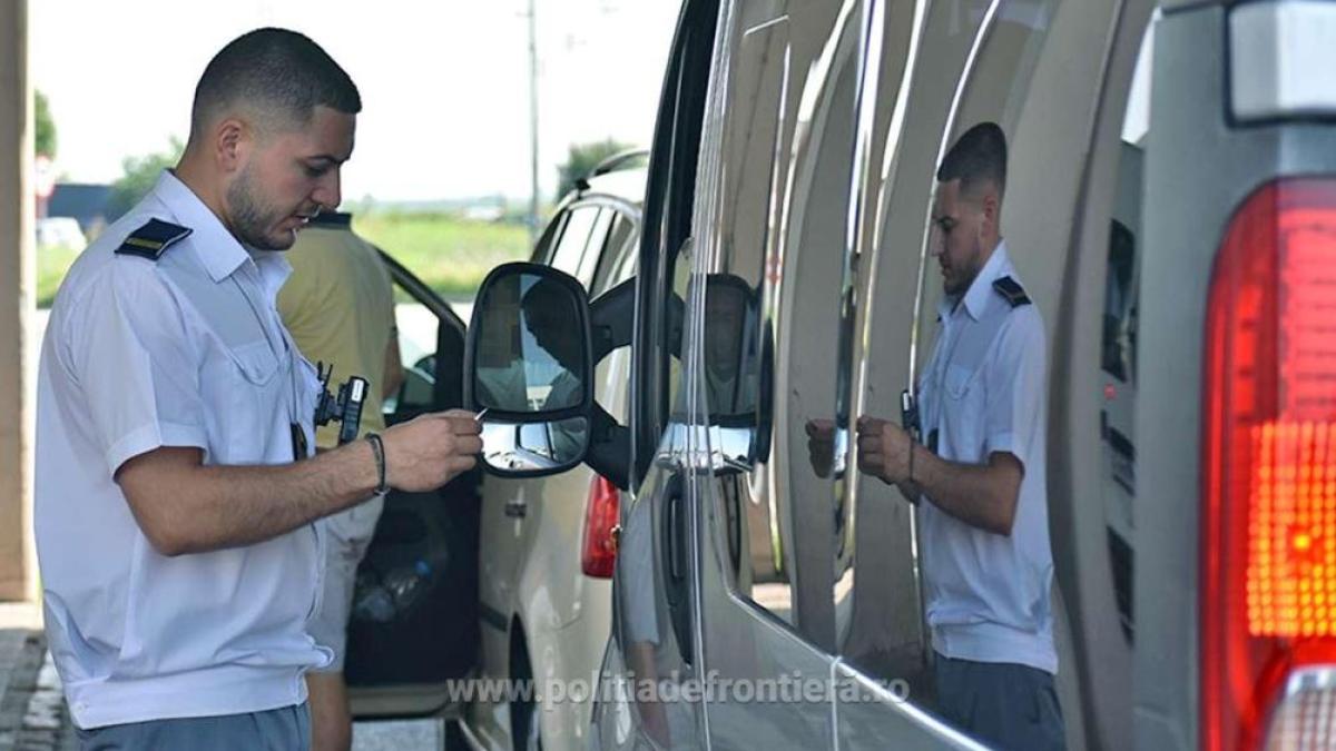 o-romanca-de-16-ani-a-fugit-din-germania-pentru-a-reveni-acasa--minora--depistata-intr-un-microbuz-la-frontiera