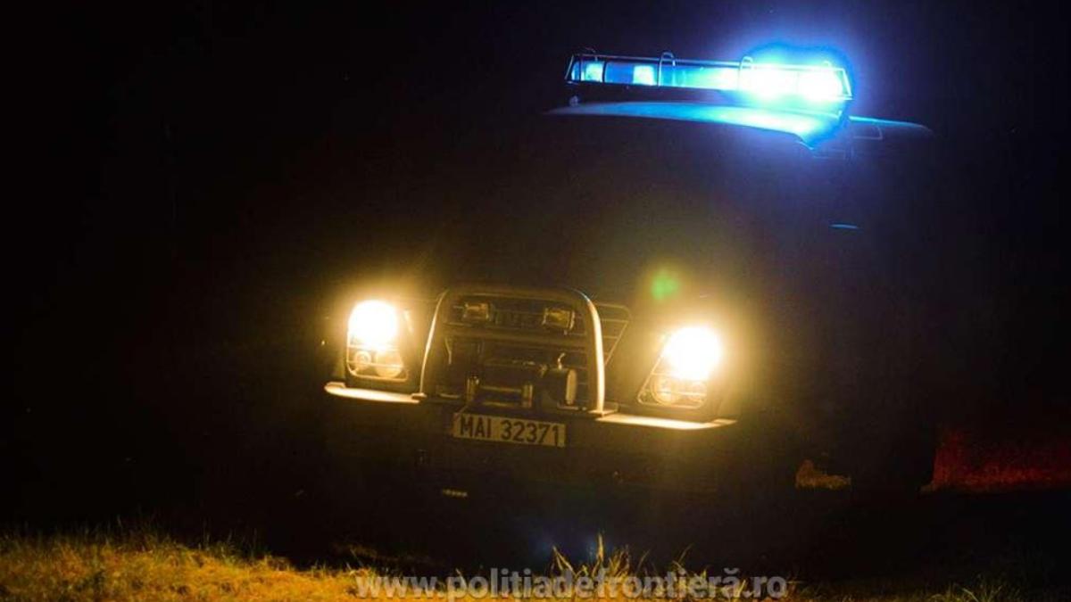 algerian--arestat-preventiv-pentru-trafic-de-migranti--soferul-roman--sub-control-judiciar