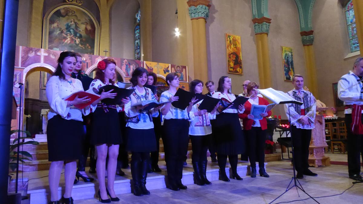 ansamblul-voci-din-carpati