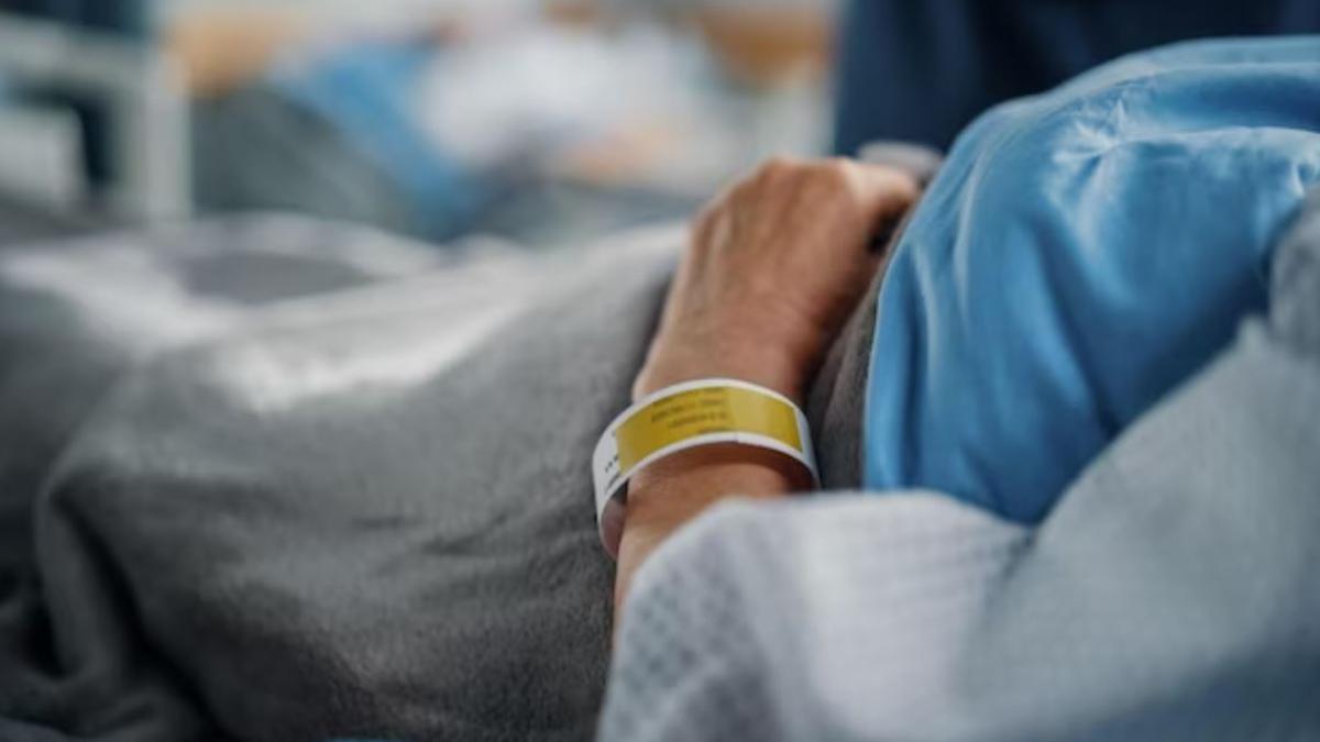 romanul-din-italia--injunghiat-de-prietenul-sau-in-timp-ce-isi-sarbatorea-ziua-de-nastere--a-scapat-cu-viata