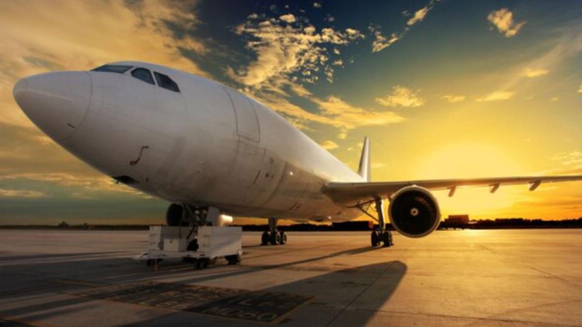 avion-oprit-inainte-de-decolare-pe-aeroportul-din-catania-mai-multe-zboruri-au-fost-deviate