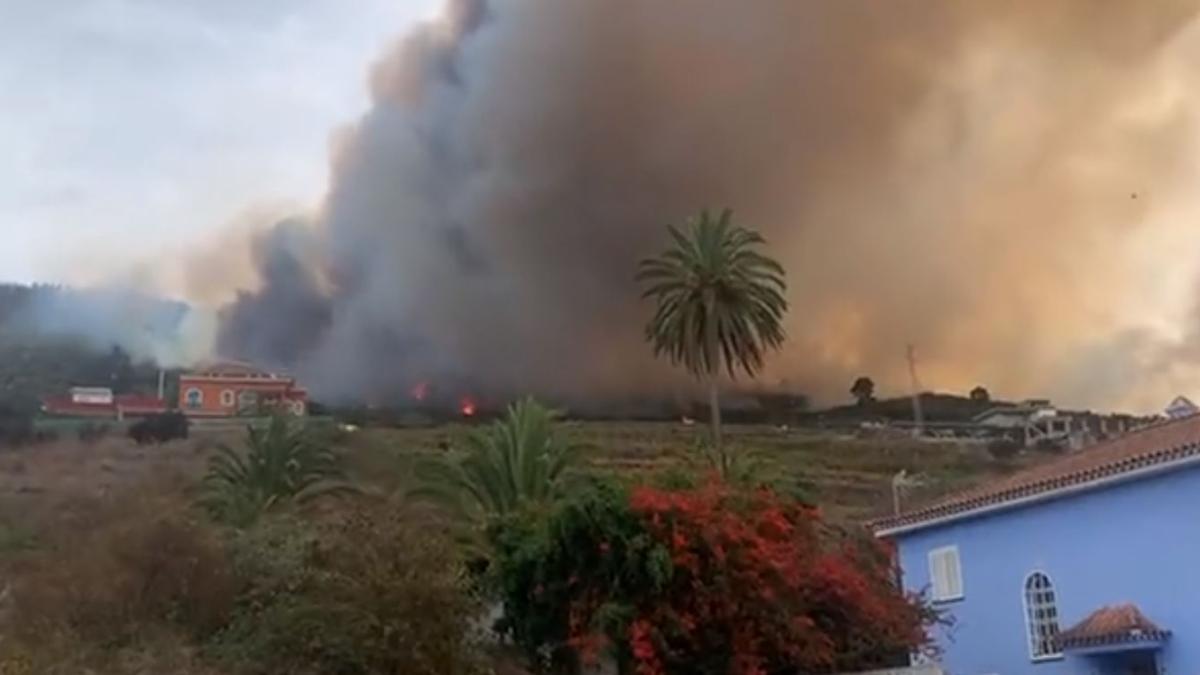 insula-spaniola-tenerife-cuprinsa-de-un-incendiu-2-600-de-persoane-au-fost-evacuate
