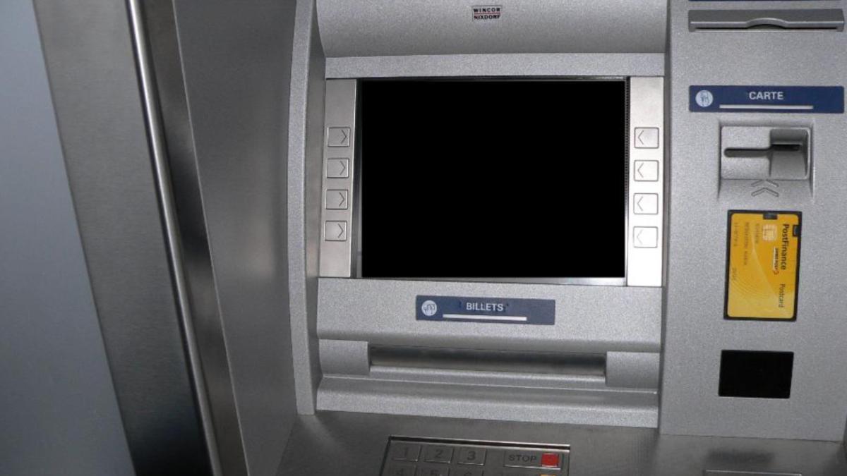 bancomat-franta-atm-francez