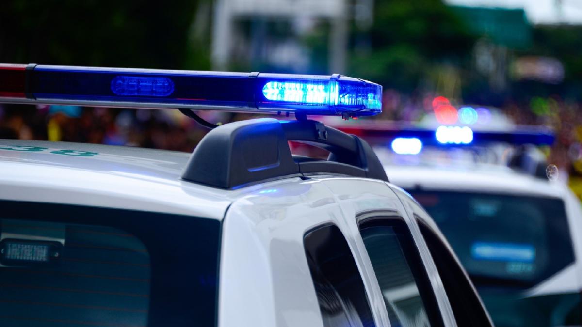 sofer-roman-beat--urmarire-ca-in-filme-cu-politistii-din-spania--a-pierdut-controlul-masinii-si-a-intrat-intr-un-canal--ghinionul-lui-nu-s-a-oprit-aici-1