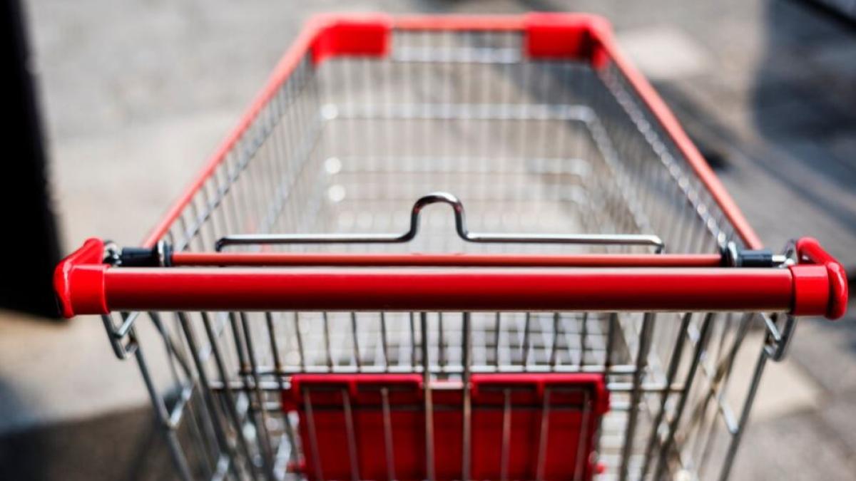 italia--doua-din-trei-familii-lupta-sa-faca-rost-de-bani-pentru-a-supravietui