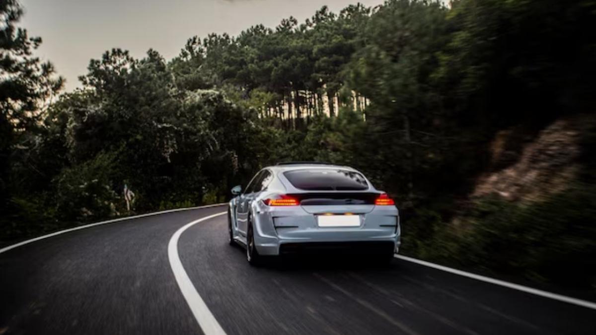 amenda-de-200-de-euro-daca-ramai-cuprc-c2prc-a0rezervorul-gol-pe-un-drum-din-spania