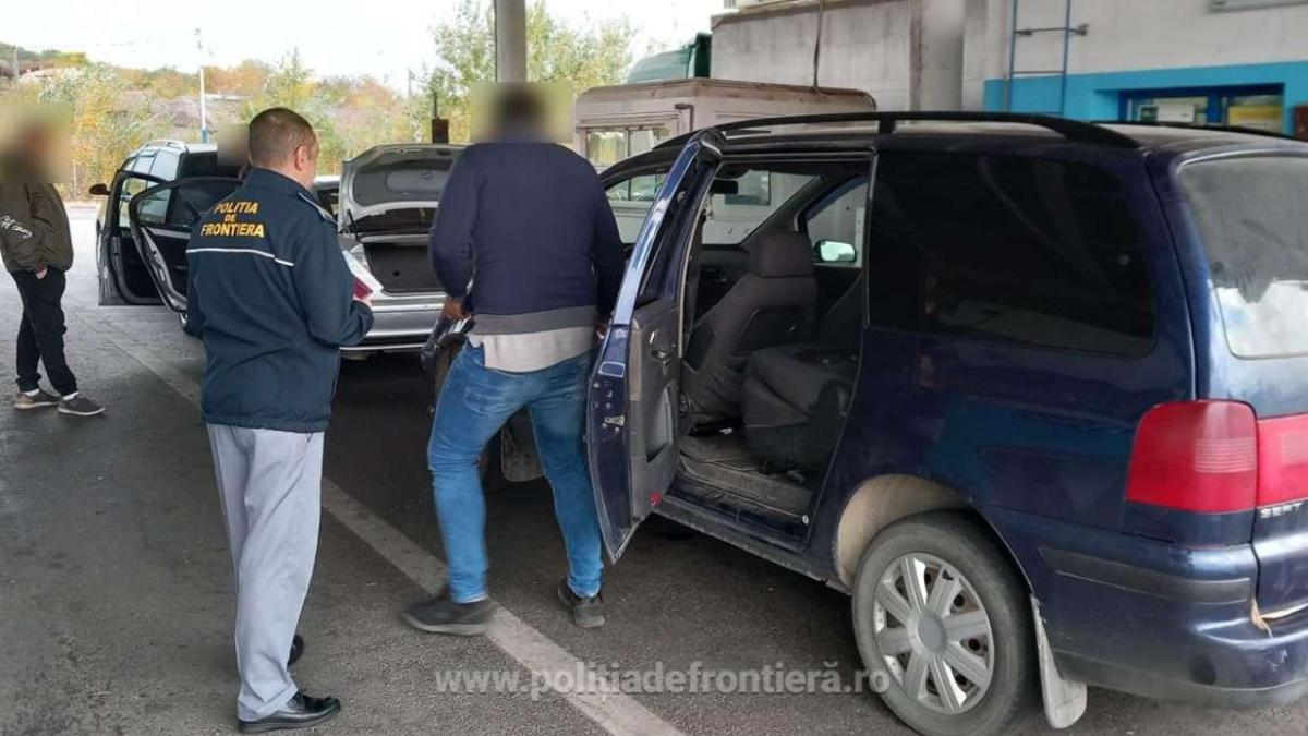 un-barbat--care-a-cumparat-o-carte-de-identitate-cu-300-de-euro--oprit-la-frontiera