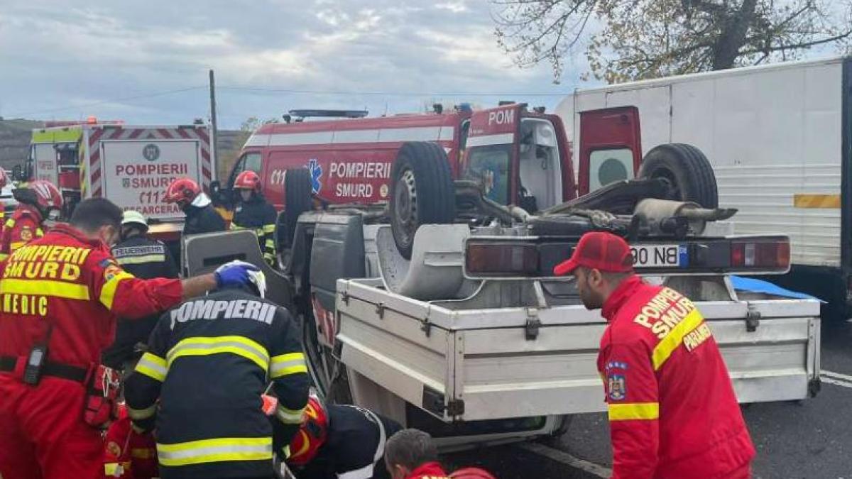 trei-copii-romani--loviti-de-un-sofer-beat--autocamioneta-s-a-rasturnat-dupa-impact