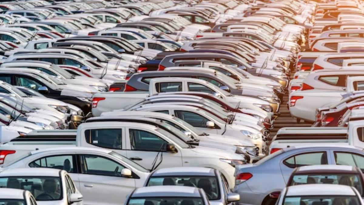 piata-auto-din-ungaria--in-cadere-libera--dealerii-maghiari-sunt-nevoiti-sa-reduca-preturile-si-sa-vina-cu-oferte-irezistibile-ca-sa-nu-piarda-clientii