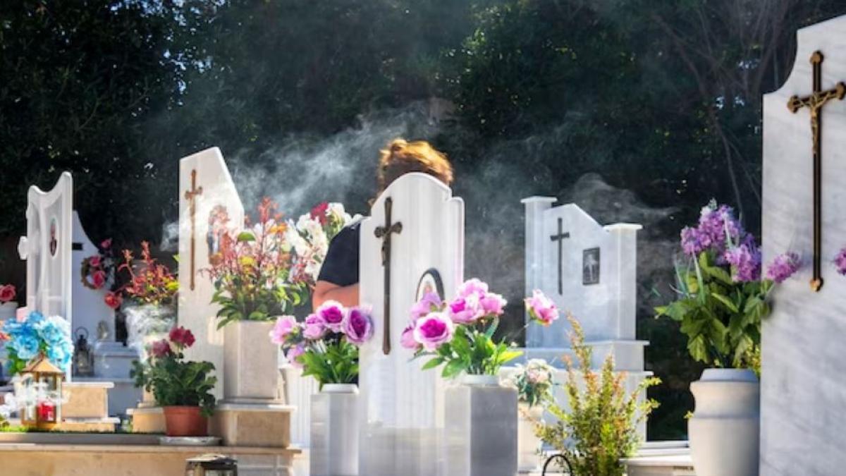 tot-mai-multi-spanioli-isi-fac-asigurare-de-deces--o-familie-plateste-peste-5-000-de-euro-pentru-o-inmormantare