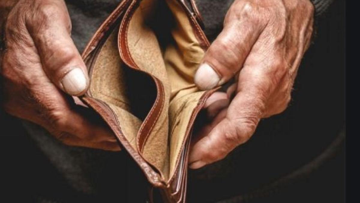 saracie_portofel_gol