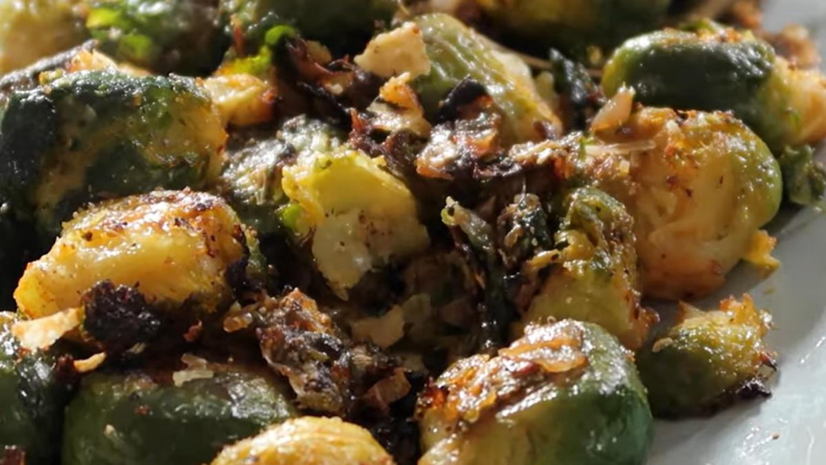 gateste-varza-de-bruxelles-la-cuptor-in-acest-fel--si-toata-lumea-o-va-adora-noteaza-reteta--sigur-o-vei-mai-pregati