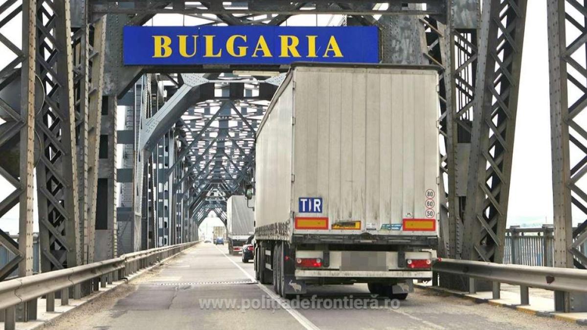 atentie-soferi--traficul-va-fi-ingreunat-doua-zile-la-ptf-giurgiu-ruse_50692800