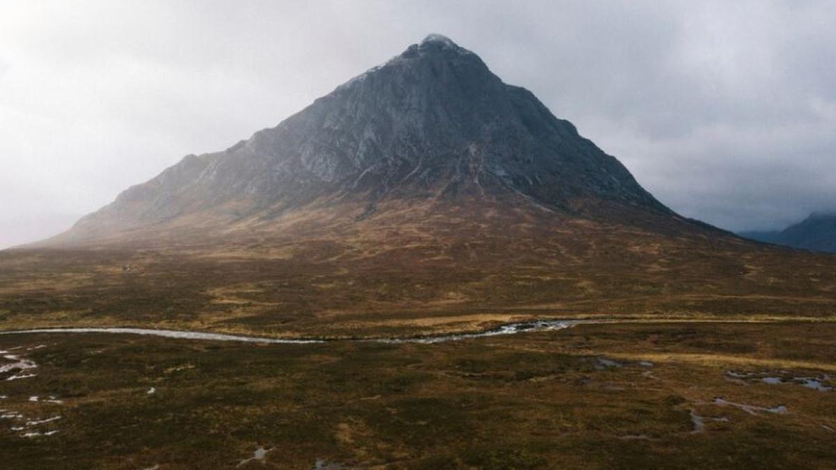 stare-de-urgenta-in-islanda--mii-de-cutremure-si-o-eruptie-vulcanica-iminenta_01610800