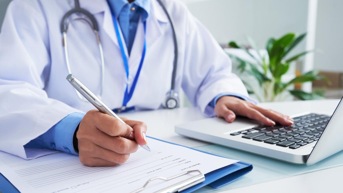 un-barbat-din-italia--pus-de-spital-pe-o-lista-de-asteptare_28918800