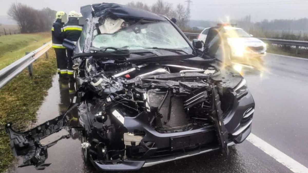 accident-pe-autostrada-in-ungaria--duba--acrosata-de-un-sofer-roman-vitezoman--care-conducea-un-bmw_60464900