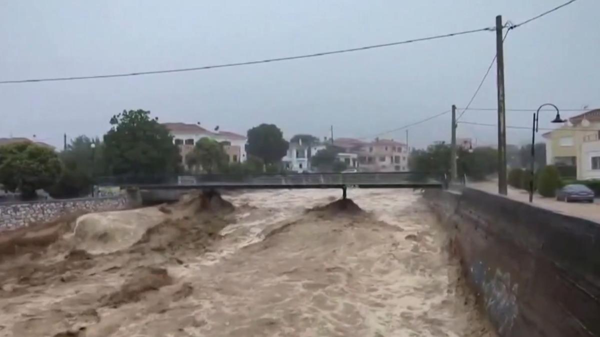 inundatii-volos-argalasti