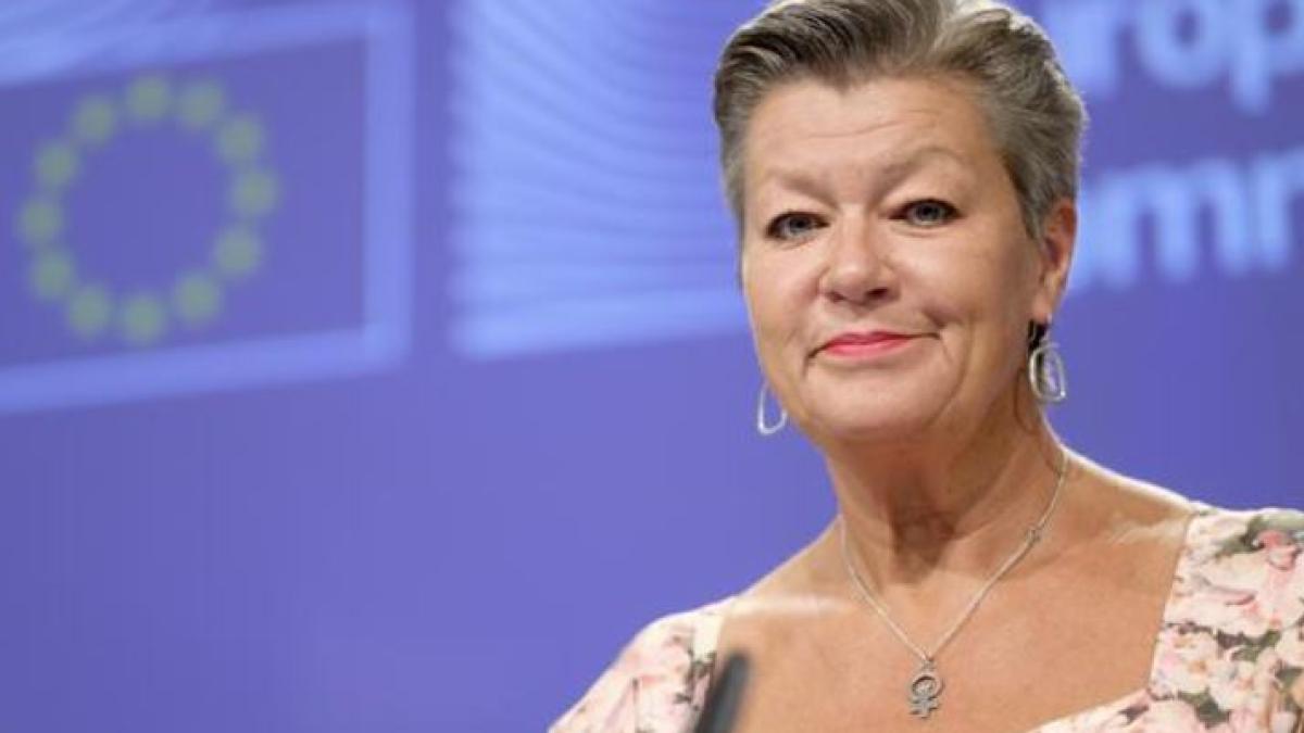 comisarul-european-pentru-afaceri-interne----este-momentul-ca-romania-sa-fie-membru-deplin-in-schengen