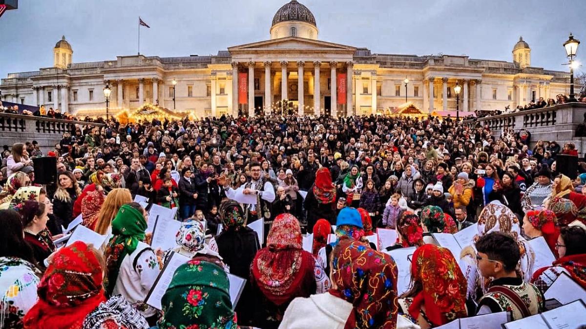 colind-romanesti-londra-la-blouse-roumaine_62702400