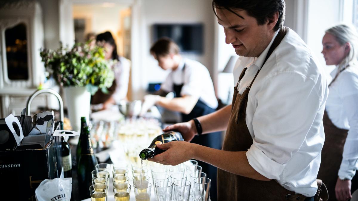 un-nou-model-de-fiscalizare-a-bacsisului-in-croatia--ce-trebuie-sa-stii-daca-mergi-in-vacanta_50071300